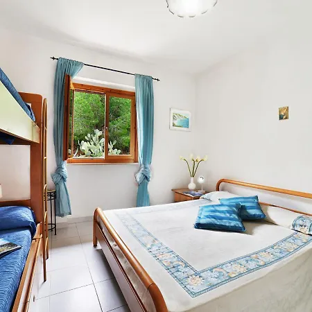 Appartamento Locazione Turistica Cala Rossa-5 *