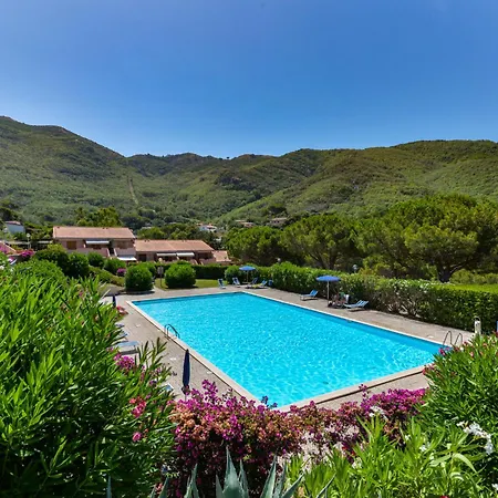 Appartamento Locazione Turistica Cala Rossa-5 *